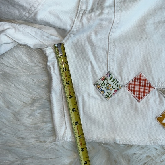 🆕 EASEL Love Stitch White Denim Patchwork Frayed Edge Shorts Cotton Size Small - Picture 11 of 13